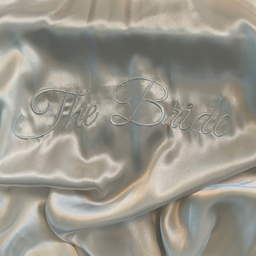 In Bloom Bridal Silk Robe